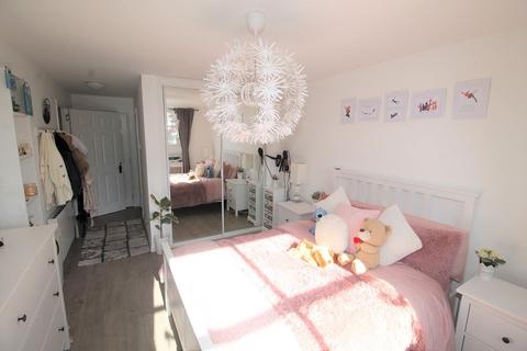 2 Bonnethill Place, Dundee, DD1 2AD