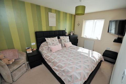 4 Cotefield Place, Penistone, Sheffield, S36 6FD