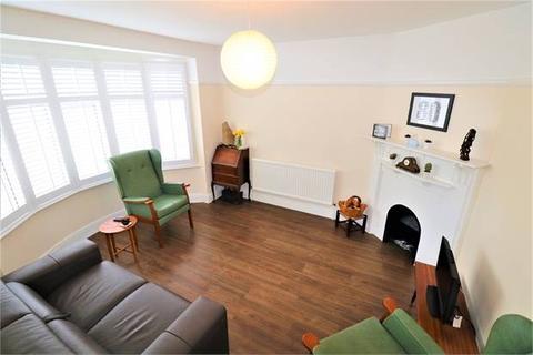 18 Bilton Road, Benfleet, SS7 2HH