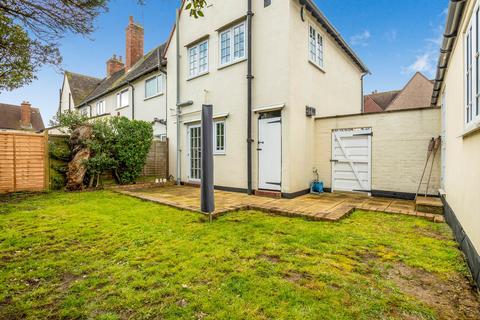 8 Shrapnel Road, London, SE9 1LB