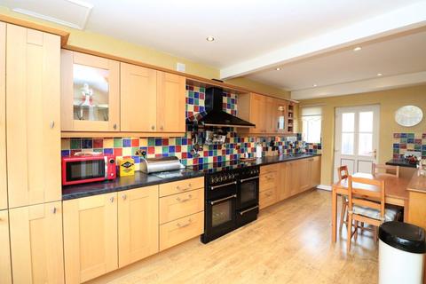 4 Alder Crescent, Walsall, WS5 4LQ