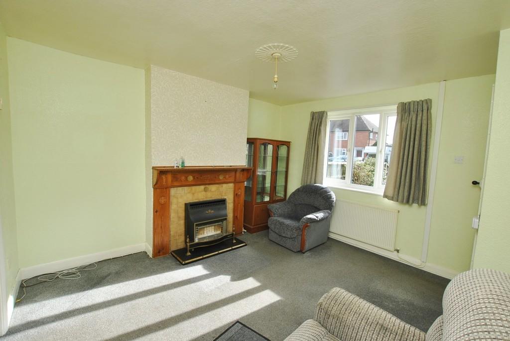 Jubilee Avenue, Donnington, Telford... 2 bed semidetached house £110,000