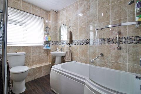 11 Ainsworth Road, Fordhouses, Wolverhampton, WV10 8TA