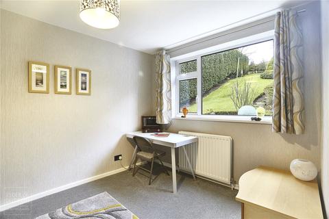 16 The Meadows, Grotton, Oldham, OL4 4LR