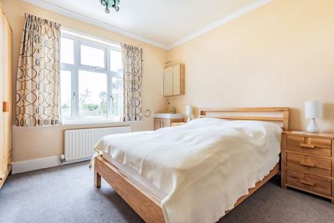 59 Colborne Way, Worcester Park, KT4 8LY