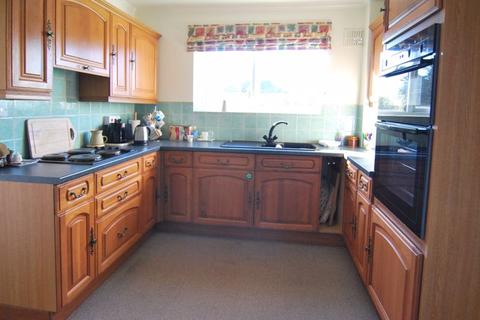 3 Oakleaze, Gloucester, GL2 0LQ