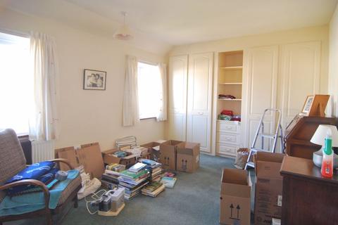 3 Oakleaze, Gloucester, GL2 0LQ