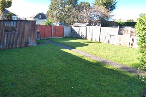 3 Oakleaze, Gloucester, GL2 0LQ