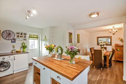 14 Barrow Close, Salisbury, SP2 8FJ