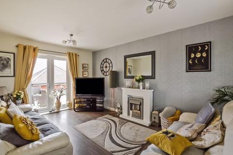 14 Barrow Close, Salisbury, SP2 8FJ