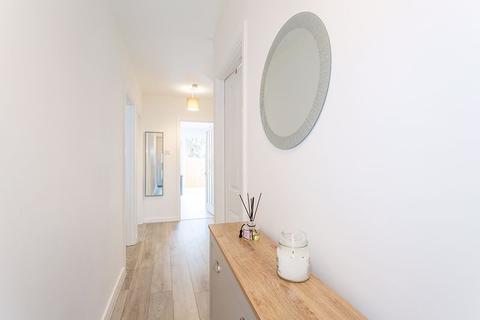Flat 5, Westmorland Court Grennell Road, Sutton, SM1 3DL