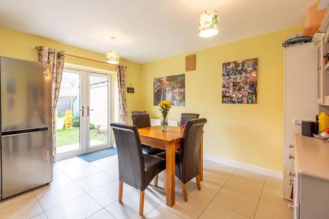 29 Badgers Drive, Wantage, OX12 9WJ