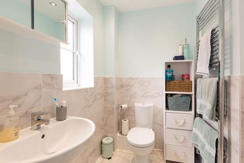 29 Badgers Drive, Wantage, OX12 9WJ