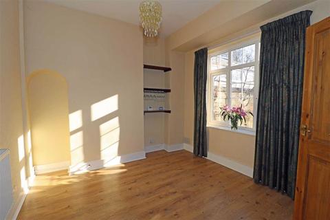 12 Hatton Terrace, Hatton, Warwick, CV35 7JS