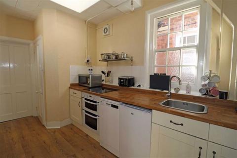 12 Hatton Terrace, Hatton, Warwick, CV35 7JS