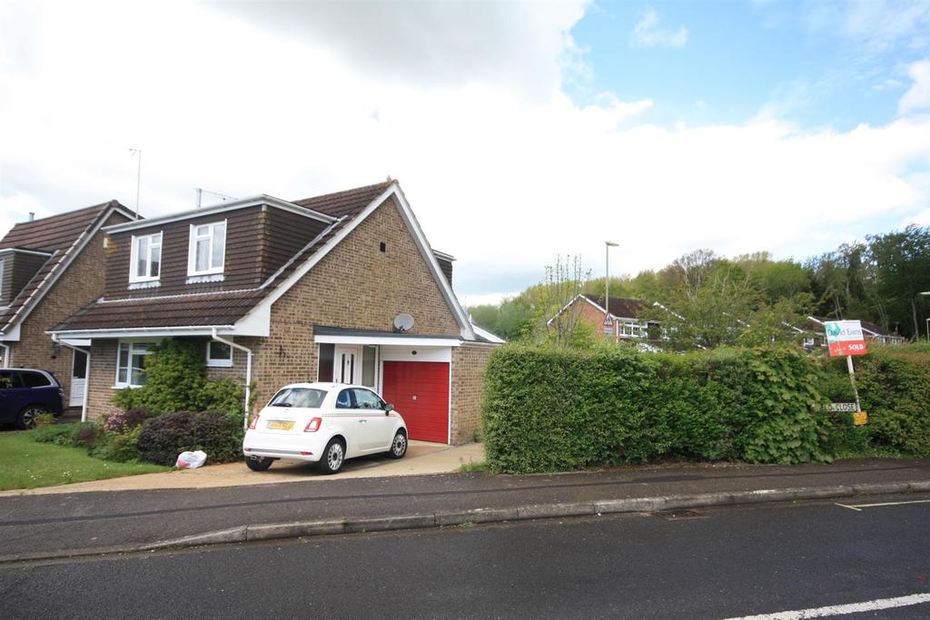 Rhinefield Close, Eastleigh 3 bed detached house £360,000