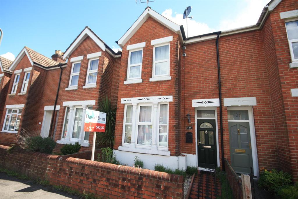 Desborough Road, Eastleigh 2 bed terraced house £255,000