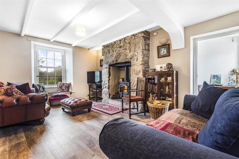 Clovelly House Crowan, Praze, Camborne, TR14 9NB