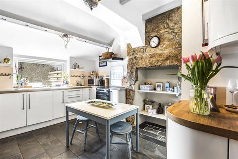 Clovelly House Crowan, Praze, Camborne, TR14 9NB