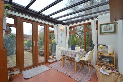 Meadow Rise Beauchamp Lane, Callow End, Worcester, WR2 4UQ