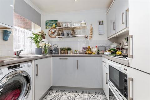 25 Monks Walk, Evesham, WR11 4SL