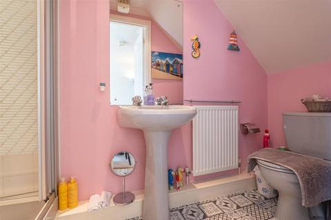 25 Monks Walk, Evesham, WR11 4SL