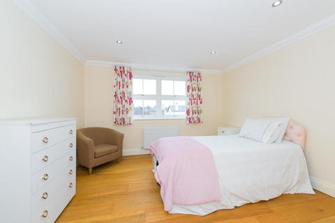 43a Albert Road, Epsom, KT17 4EQ
