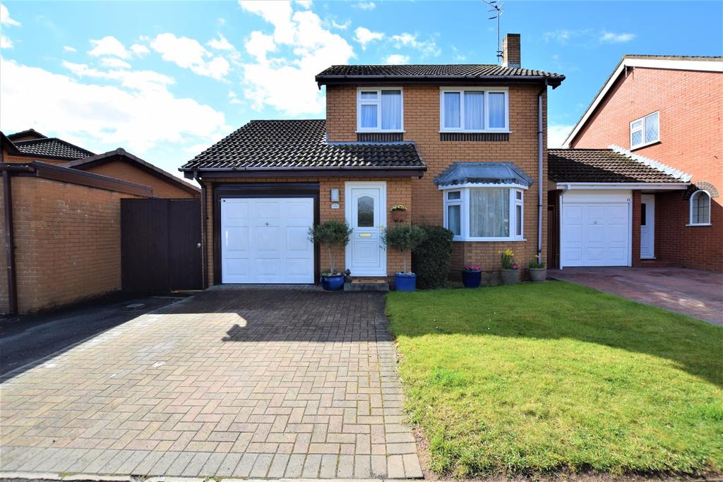 Brampton Way, Portishead 3 bed detached house £399,950