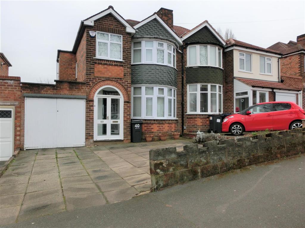Warmington Road, Sheldon, Birmingham 3 bed semidetached house £220,000