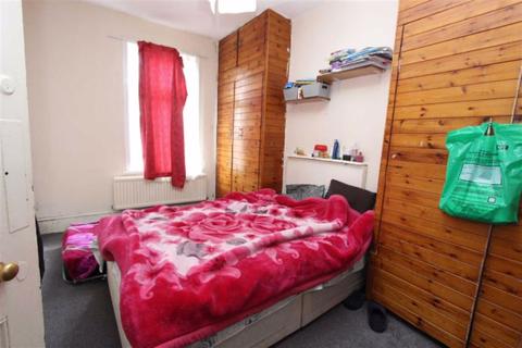 51a Airthrie Road, Ilford, IG3 9QT