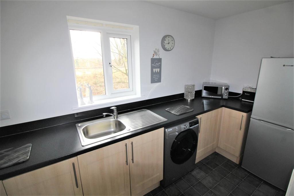 Rudman Park, Chippenham 1 bed flat £695 pcm (£160 pw)