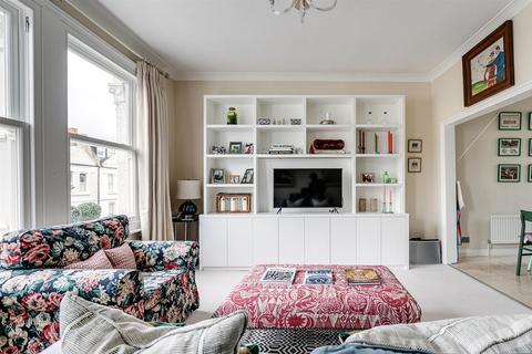 2 bedroom flat to rent, Danehurst Street, SW6