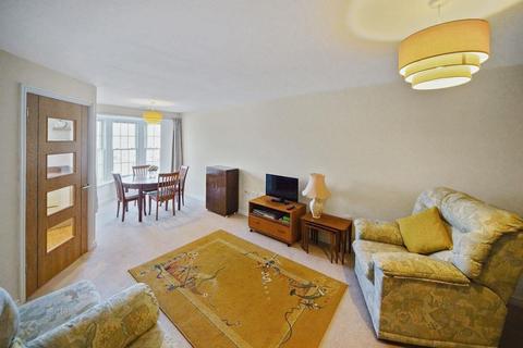 2 bedroom apartment for sale - Harbour Lights, North Quay, Weymouth