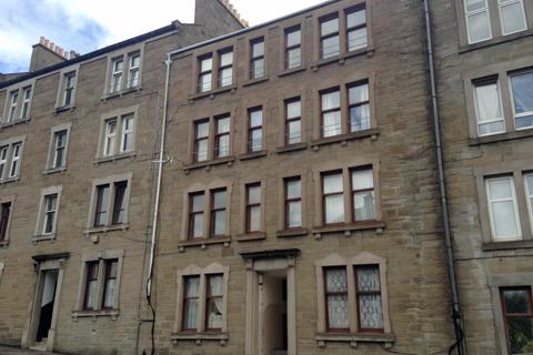 1 bedroom flat to rent, 1/2, 29 Provost Road, Dundee, DD3 8AF