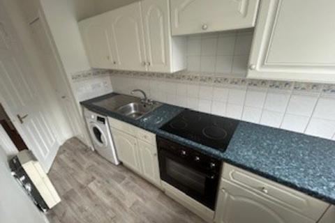 1 bedroom flat to rent, 1/2, 29 Provost Road, Dundee, DD3 8AF