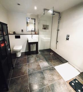 Apartment 2, 36 Falkner Square, Liverpool, L8 7NZ