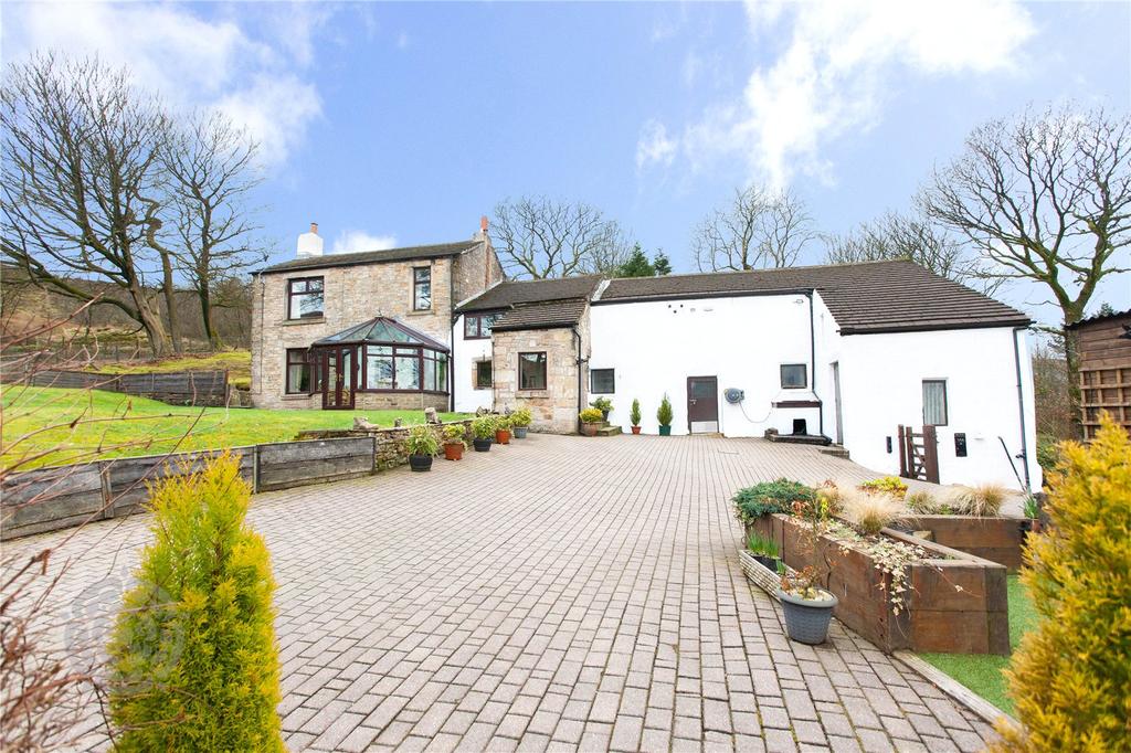 Whitehall Road, Darwen, BB3 4 bed detached house £600,000