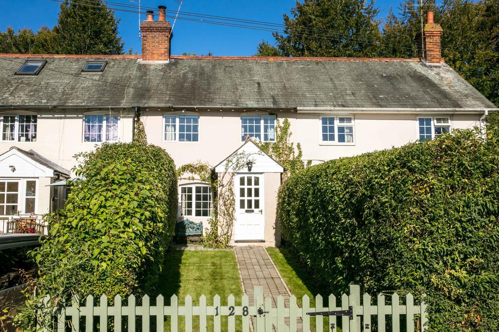 Strongrove Hill, Hungerford RG17 2 bed cottage - £385,000