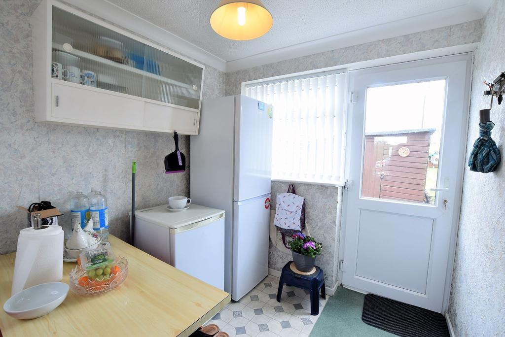 Utility room / breakfast room