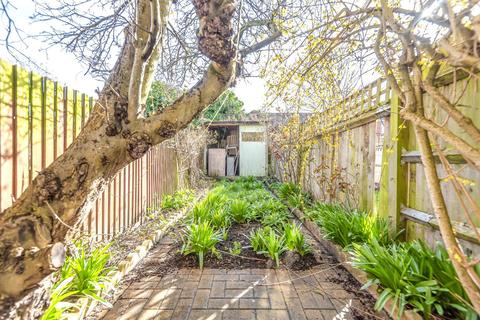 53 Renmuir Street, London, SW17 9SW