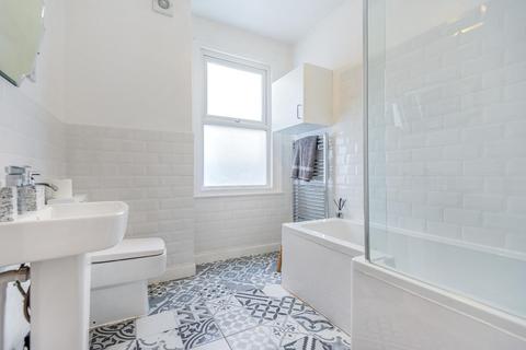 53 Renmuir Street, London, SW17 9SW