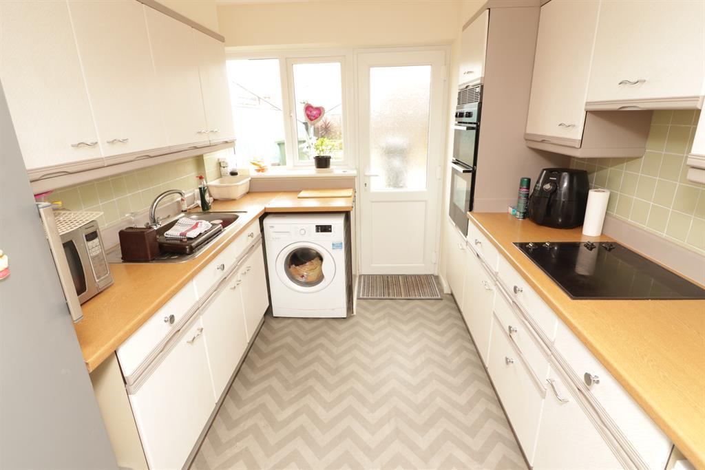 Kestrel Close, Chipping Sodbury... 3 bed detached house £300,000