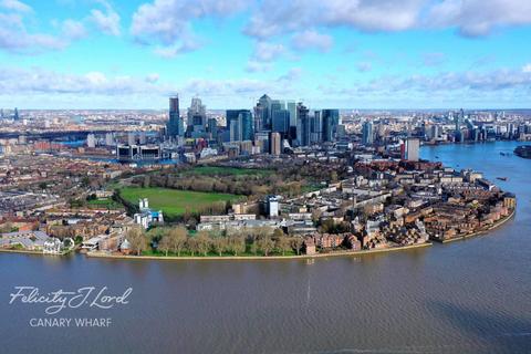 Flat D, 1 Felstead Gardens, London, E14 3BS