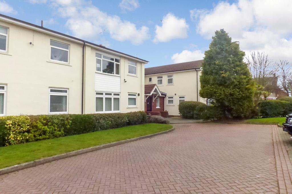 Thorntree Drive, Whitley Bay, Tyne and Wear, NE25 9NR 1 bed flat £38,000