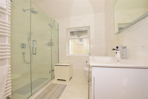 25 Grasmere Road, Purley, CR8 1DY
