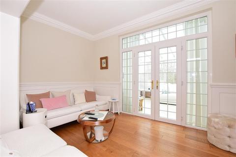 25 Grasmere Road, Purley, CR8 1DY