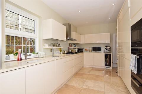 25 Grasmere Road, Purley, CR8 1DY