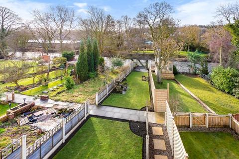 6 Ash Grove, Bingley, BD16 1LU