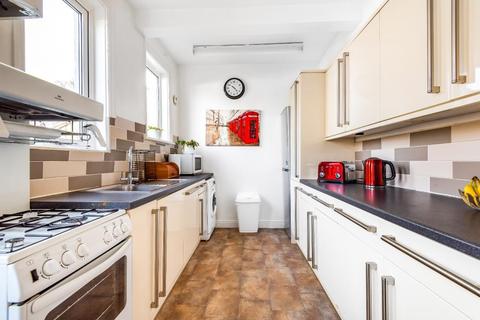 6 Ash Grove, Bingley, BD16 1LU