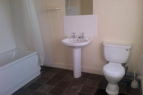 3 Farnham Road, Bradford, BD7 3JE